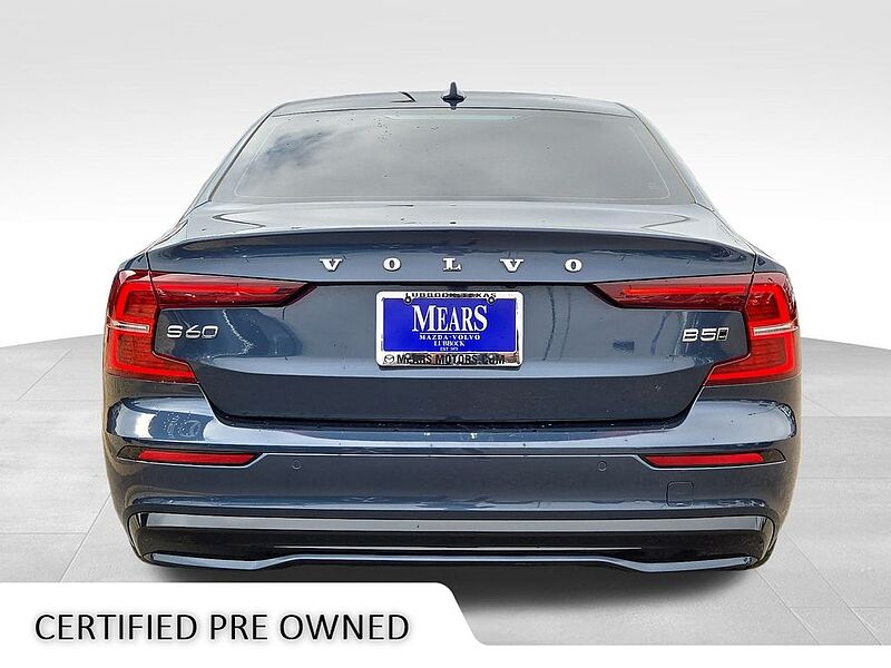 Volvo  S60 Core, B5 AWD Gas (mild hybrid), Gasoline, Dark