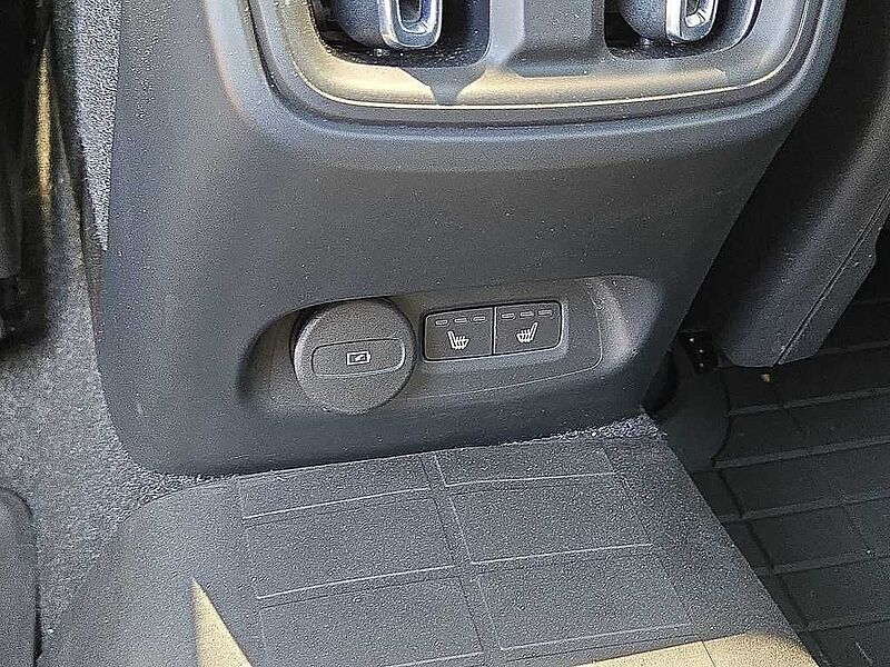 Volvo  C40 Recharge Ultimate, Twin Motor, Electric