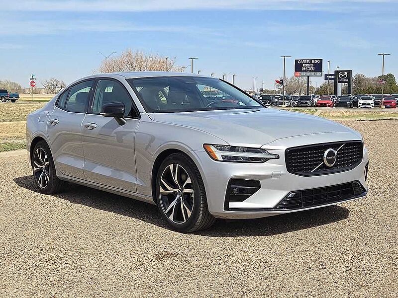 Volvo  S60 Core, B5 FWD Gas (mild hybrid), Gasoline, Dark