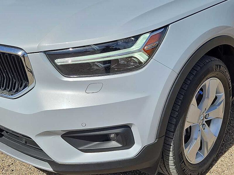 Volvo  XC40 Momentum, T5 AWD