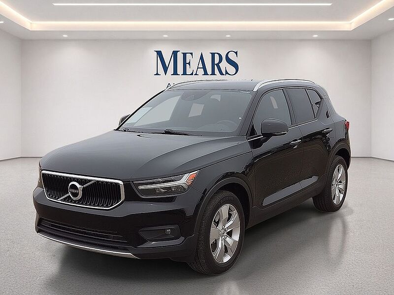 Volvo  XC40 Momentum, T4 FWD