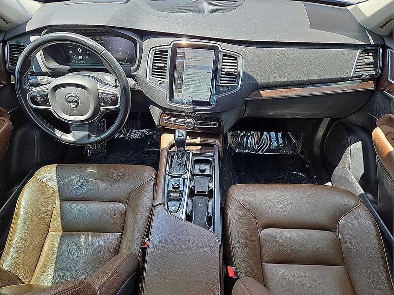 Volvo  XC90 T6 AWD Momentum