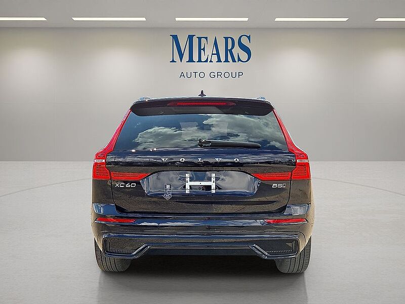 Volvo  XC60 Plus, B5 AWD Gas (mild hybrid), Gasoline, Dark