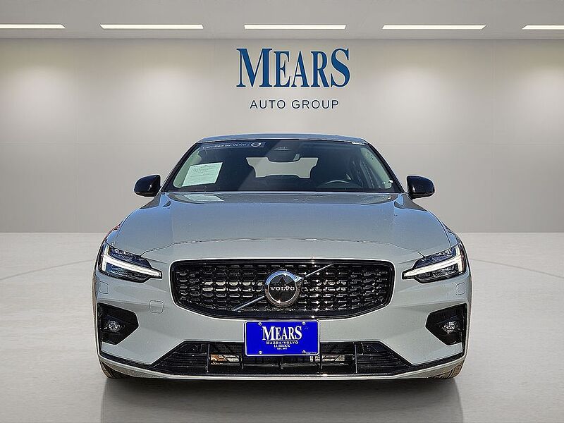 Volvo  S60 Core, B5 FWD Gas (mild hybrid), Gasoline, Dark