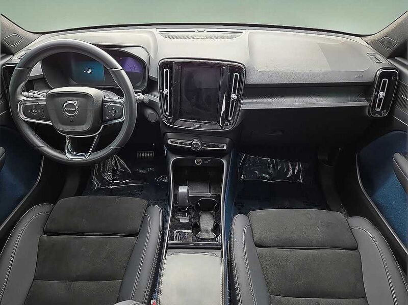 Volvo  C40 Recharge Ultimate, Twin Motor, Electric