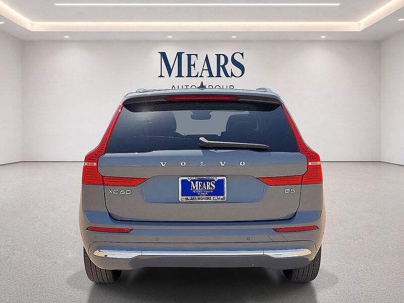 Volvo  XC60 Plus, B5 FWD, Mild Hybrid, Bright