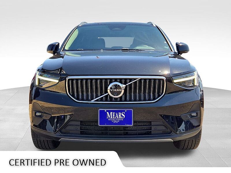 Volvo  XC40 Plus, B5 AWD Gas (mild hybrid), Gasoline, Bright