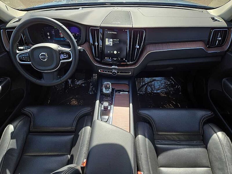 Volvo  XC60 Ultimate, B6 AWD, Mild Hybrid, Bright