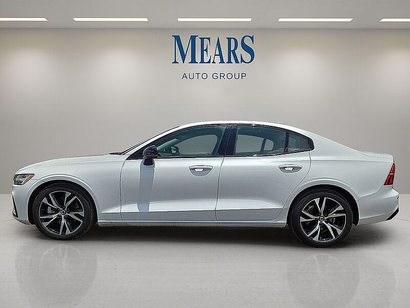 Volvo  S60 Core, B5 FWD Gas (mild hybrid), Gasoline, Dark