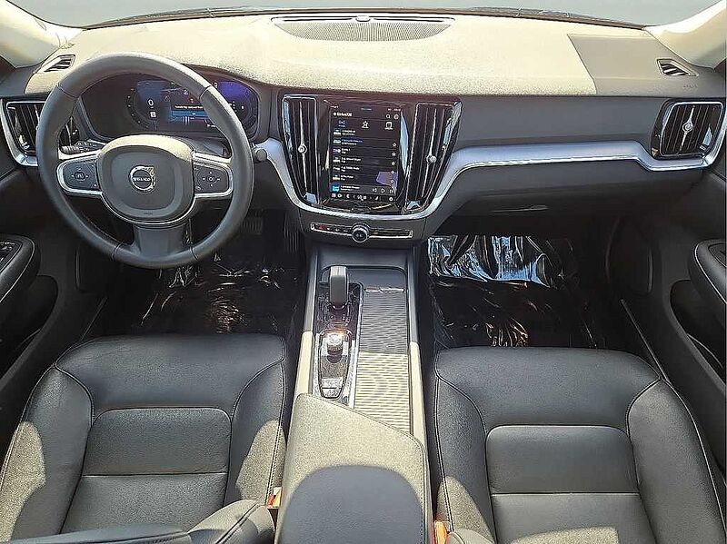 Volvo  S60 Core, B5 FWD Gas (mild hybrid), Gasoline, Dark